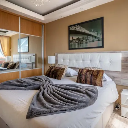 Atlantic Pearl America By Hr Madeira