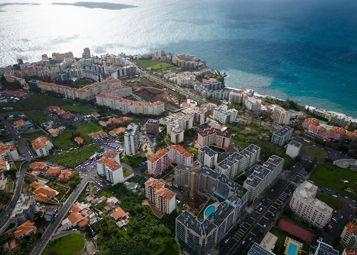 Atlantic Pearl America By Madeira * Funchal (Madeira)